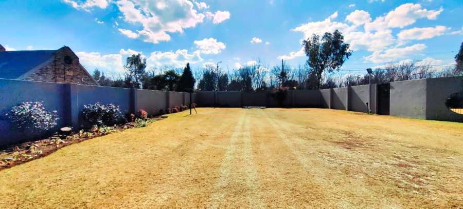 4 Bedroom Property for Sale in Mooivallei Park North West